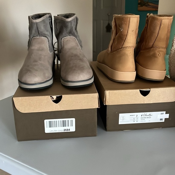Olukai Pa’ina Hulu suede boots (BOTH PAIR AS A SET!) - Picture 8 of 12